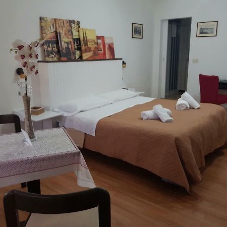 Rooms2Rent Reggio de Calabre Extérieur photo