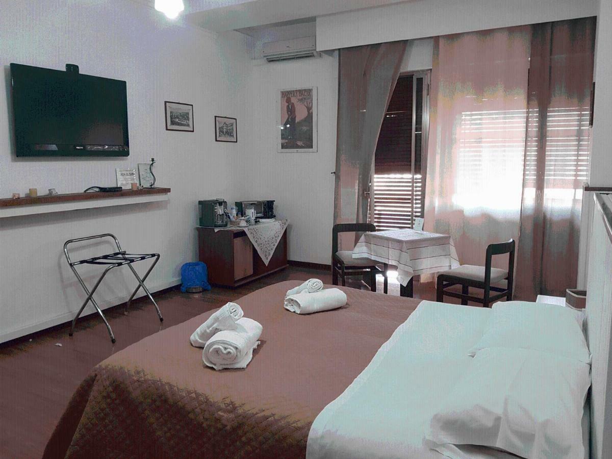 Rooms2Rent Reggio de Calabre Extérieur photo