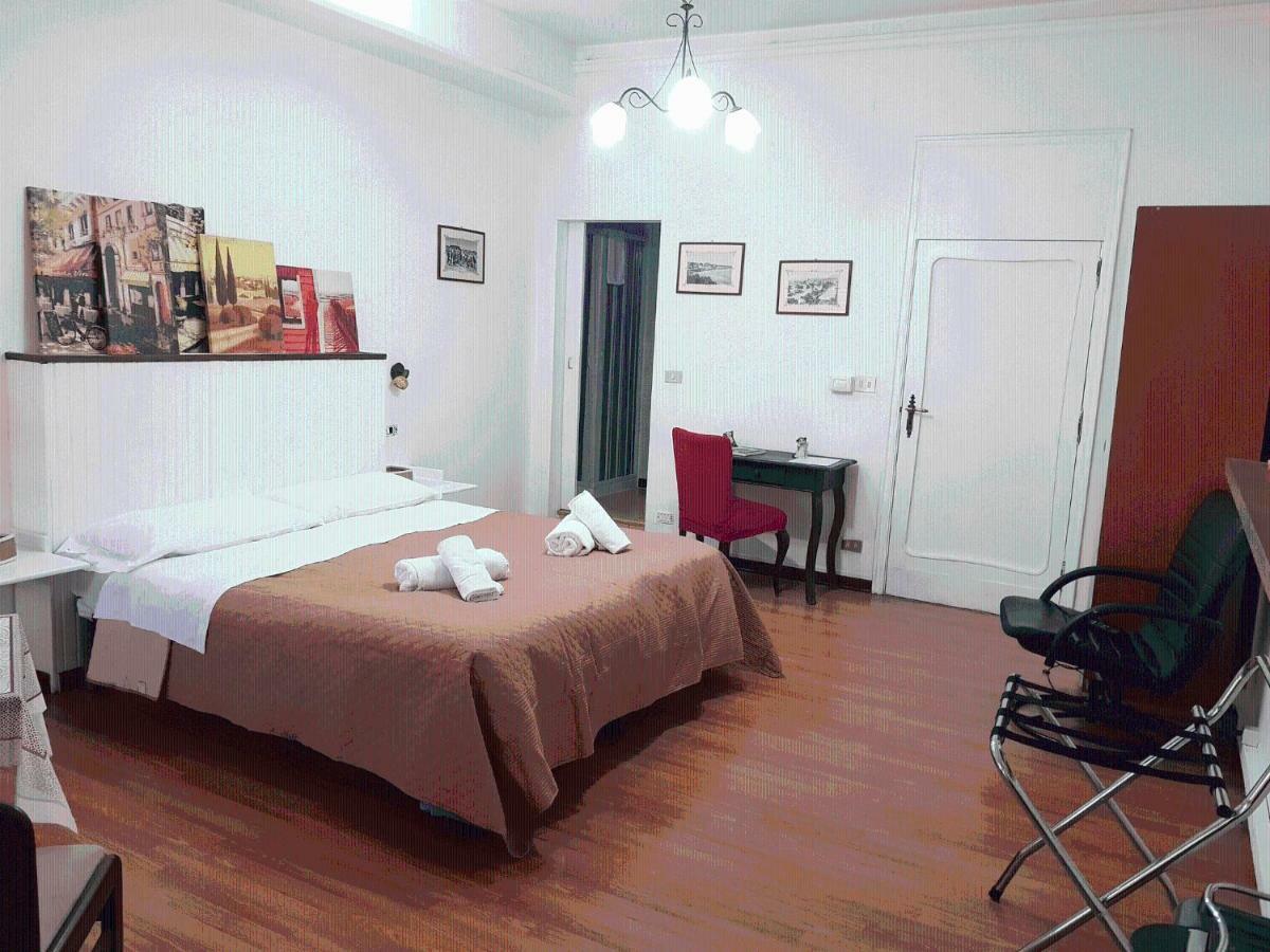 Rooms2Rent Reggio de Calabre Extérieur photo