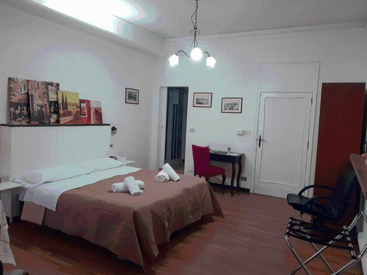 Rooms2Rent Reggio de Calabre Extérieur photo