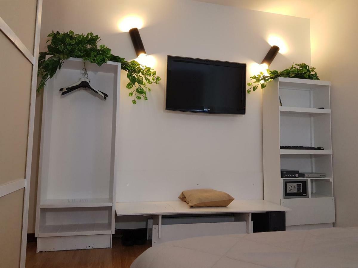 Rooms2Rent Reggio de Calabre Extérieur photo